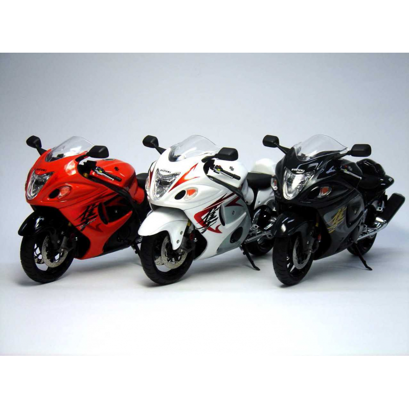 Suzuki-GSX-1300R-Hayabusa-white_b6.png