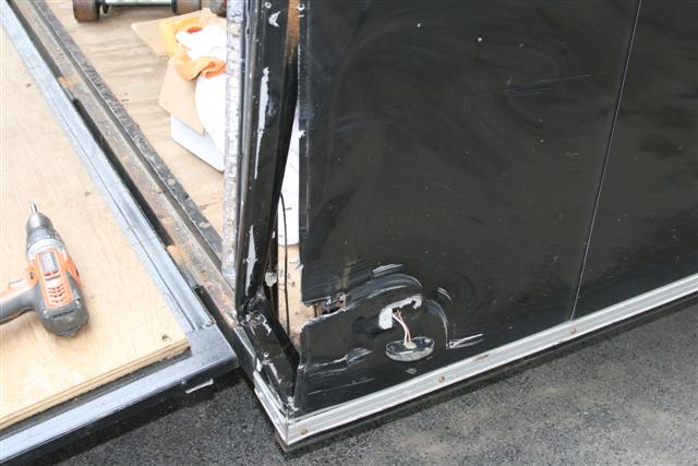 trailer damage 001 (Small).jpg