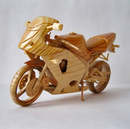 woodenmotorcycle.jpg