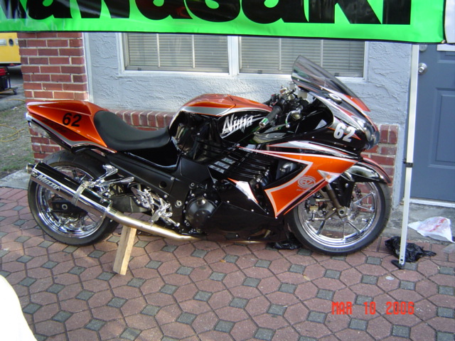 ZX135w2x4.jpg