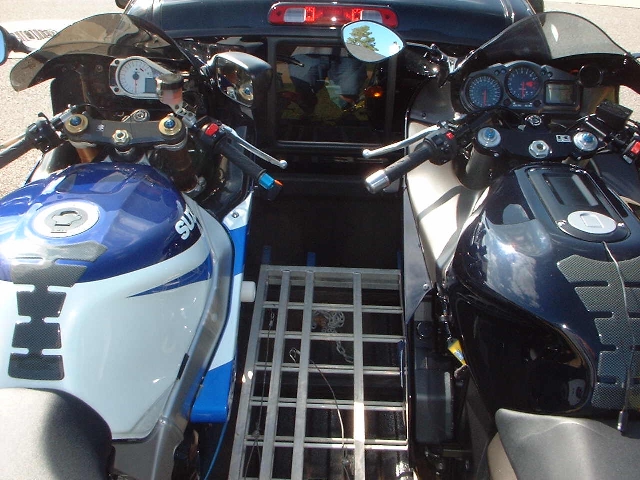 zx_gixxer_in_truck_3.jpg