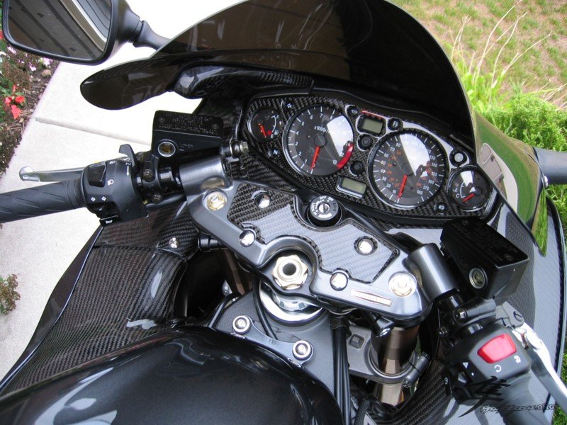 Post-6-07199-busa Cockpit