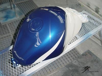 Post-6-15833-busa Plastics  Blue White Painted 058